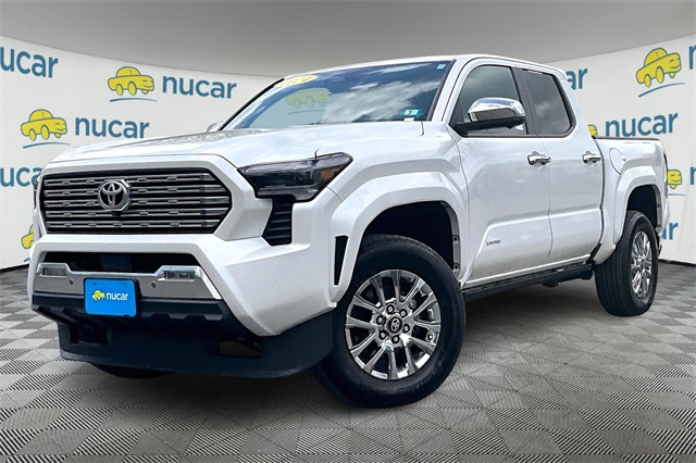2024 Toyota Tacoma Limited - Photo 12