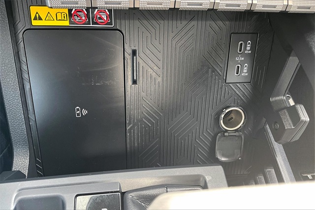 2024 Toyota Tacoma Limited - Photo 28