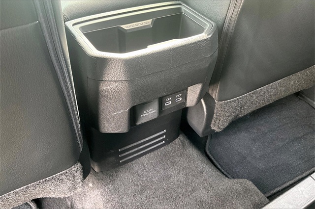 2024 Toyota Tacoma Limited - Photo 29