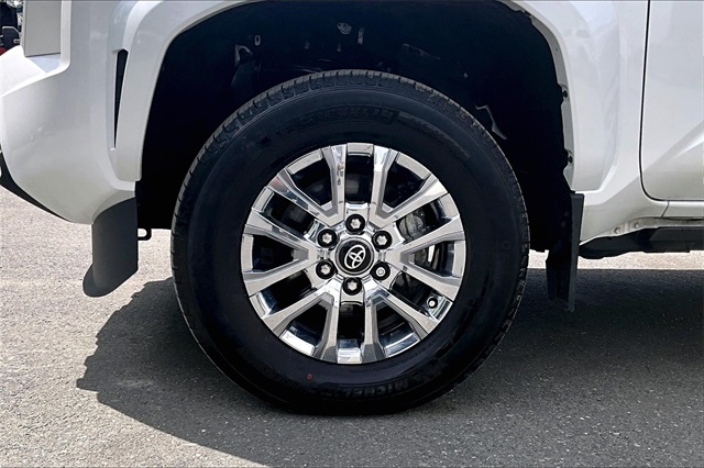 2024 Toyota Tacoma Limited - Photo 9