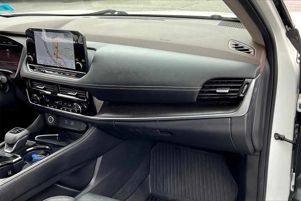 2023 Nissan Rogue Platinum - Photo 12