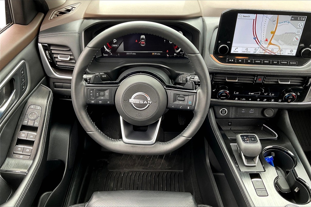 2023 Nissan Rogue Platinum - Photo 16