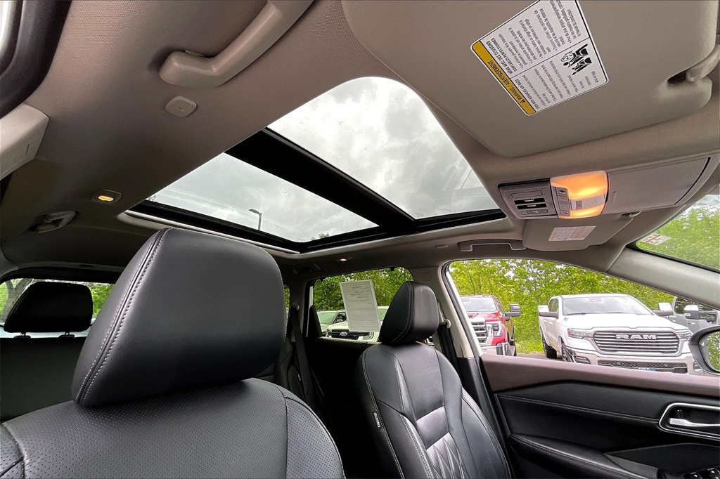 2023 Nissan Rogue Platinum - Photo 21