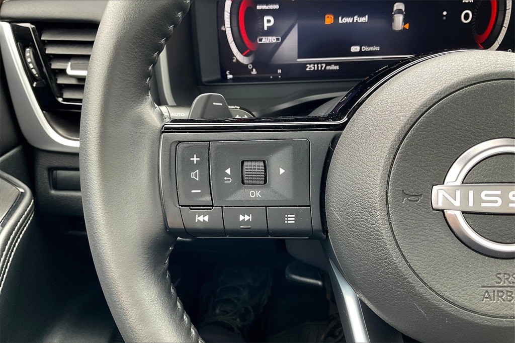 2023 Nissan Rogue Platinum - Photo 22