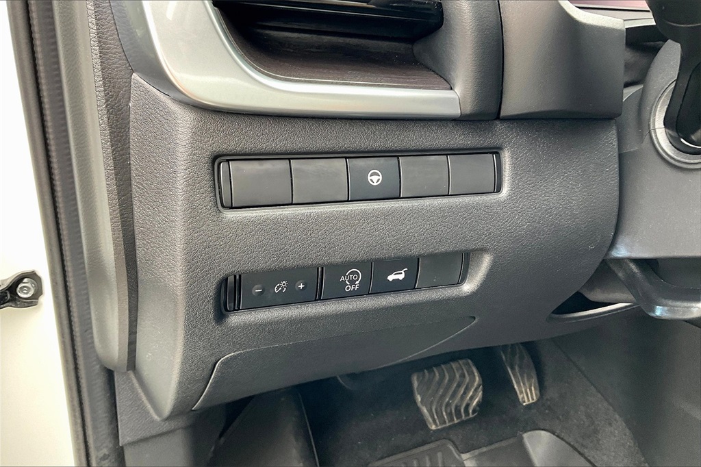 2023 Nissan Rogue Platinum - Photo 26