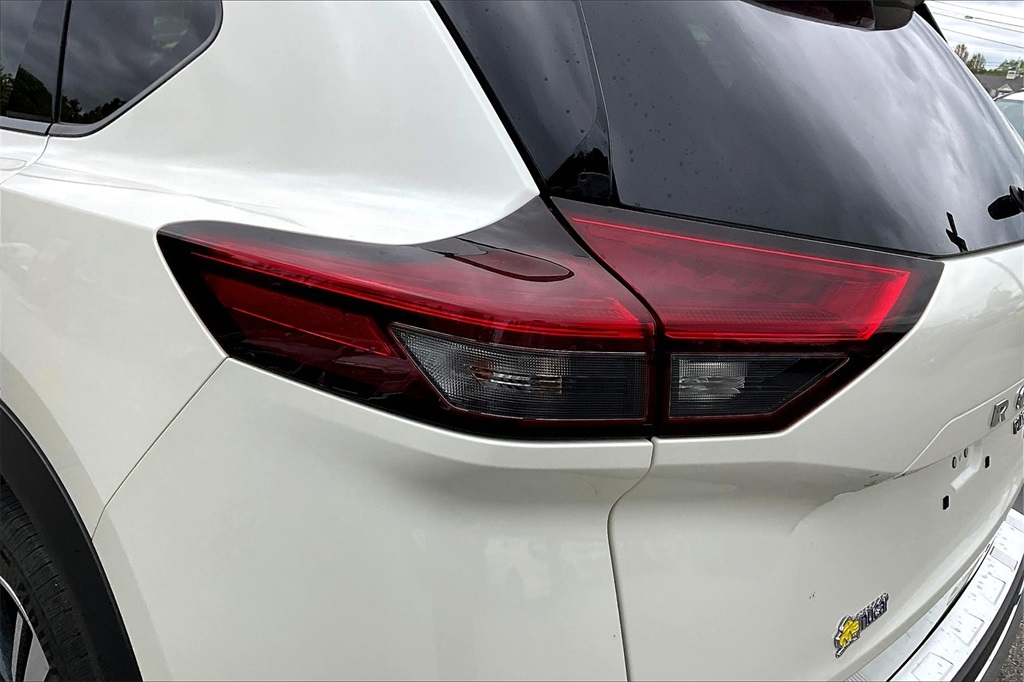 2023 Nissan Rogue Platinum - Photo 32