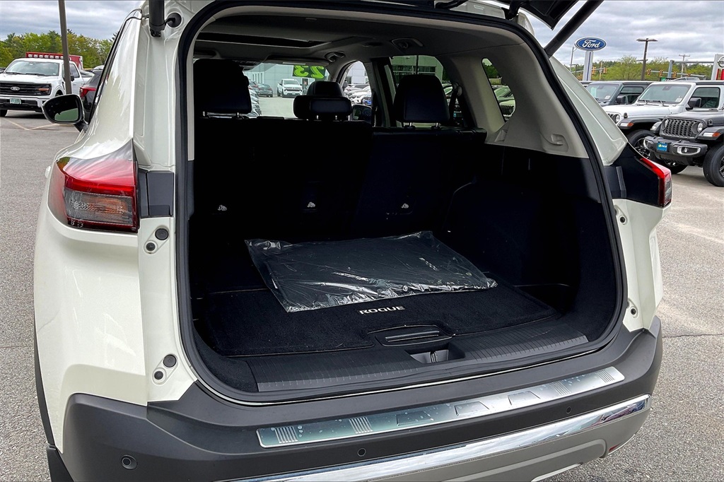 2023 Nissan Rogue Platinum - Photo 36