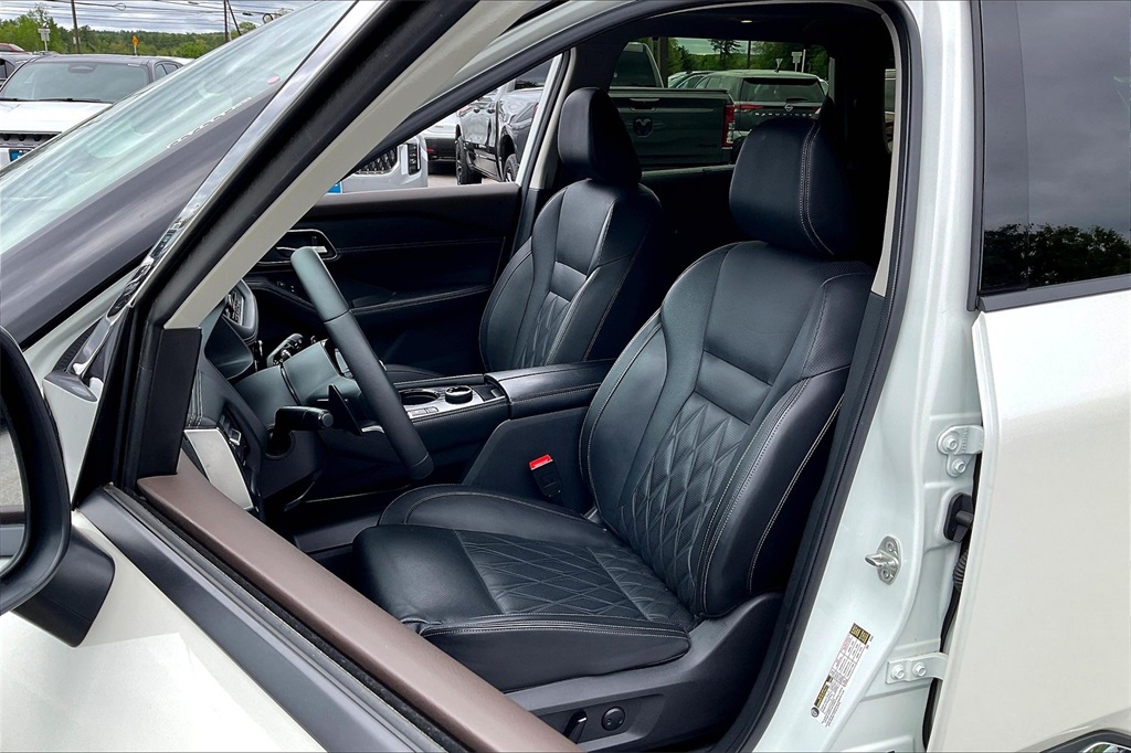 2023 Nissan Rogue Platinum - Photo 9