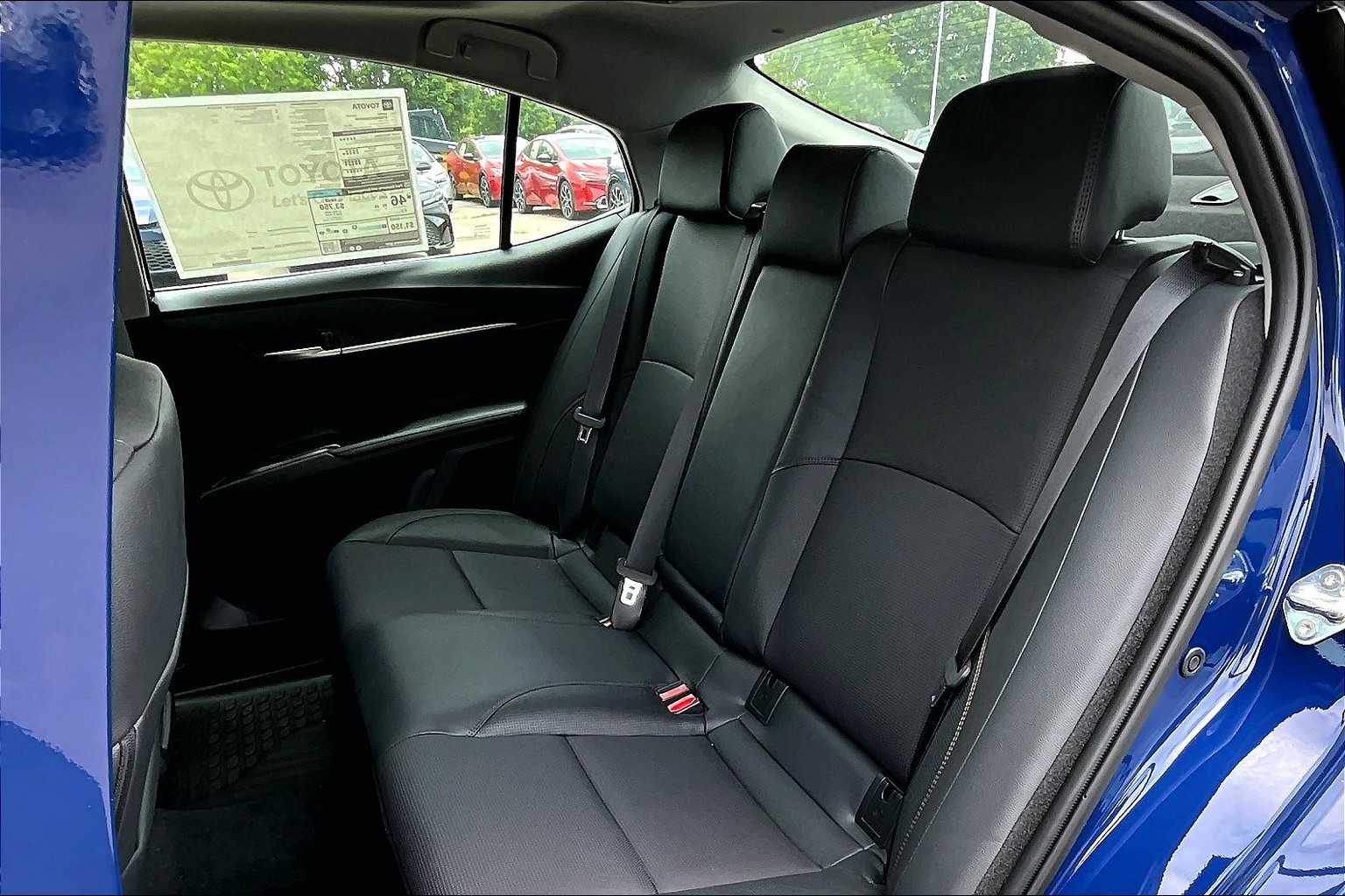 2025 Toyota Camry XLE - Photo 15