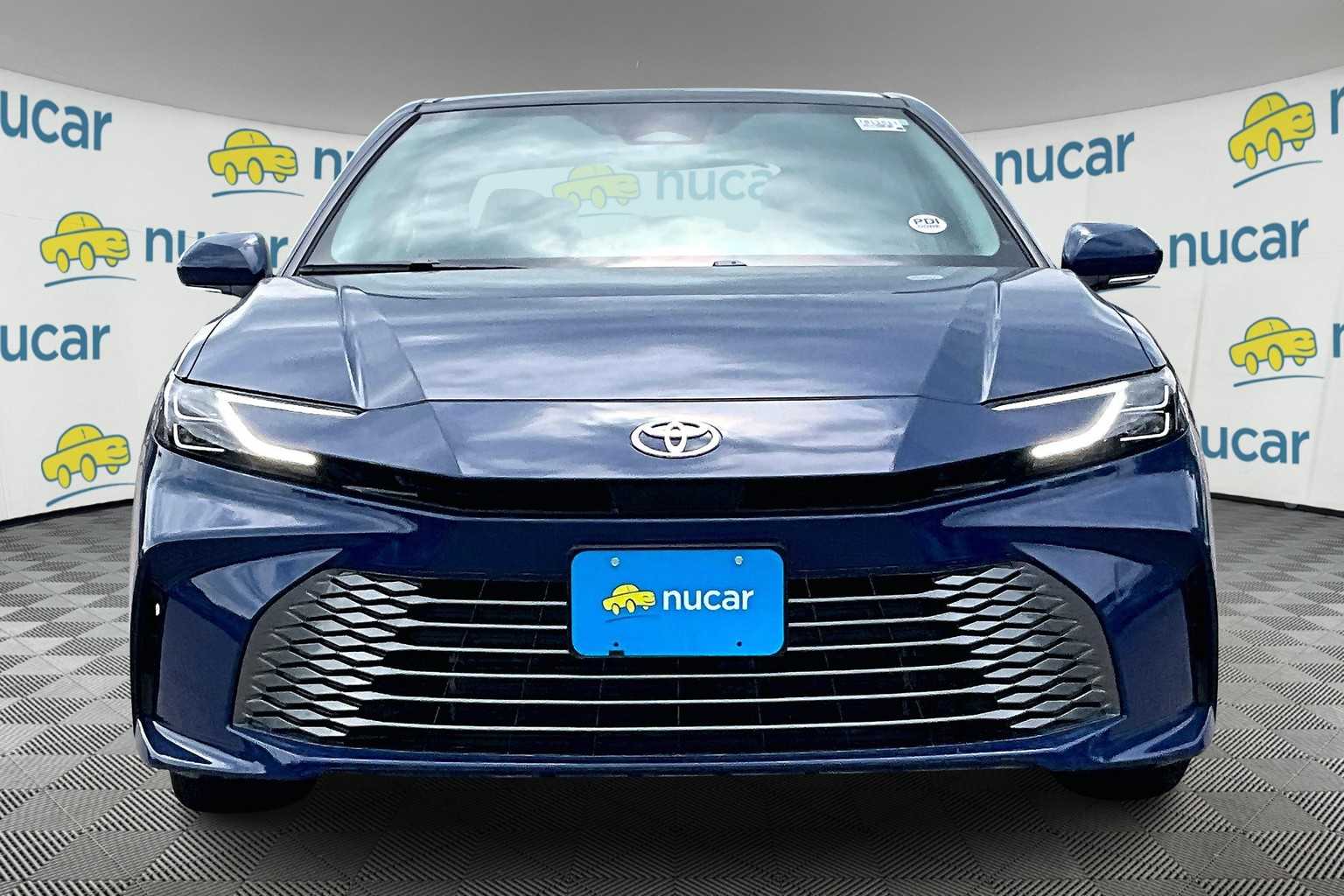 2025 Toyota Camry XLE - Photo 3