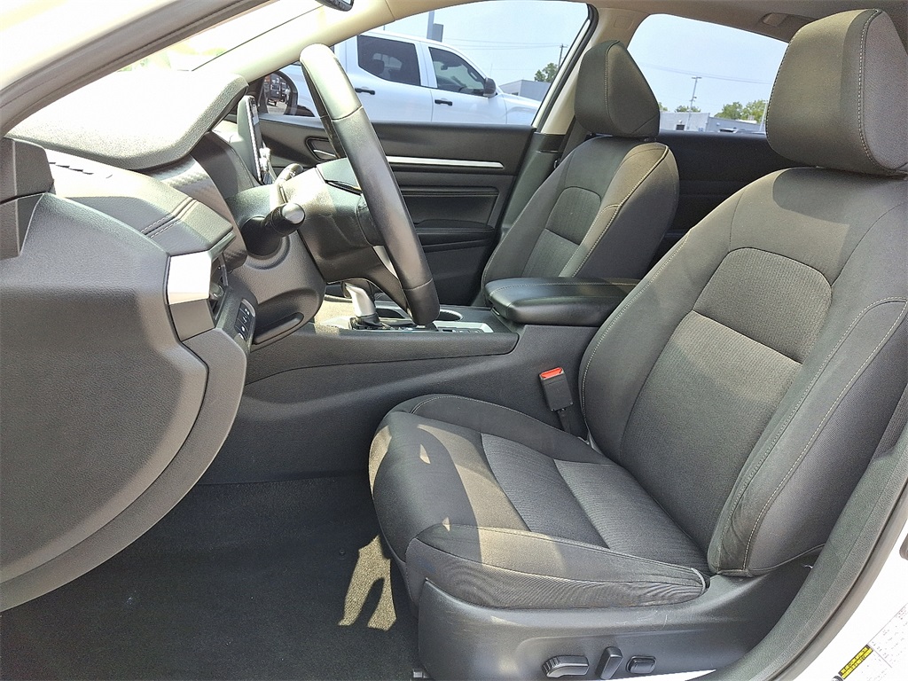 2019 Nissan Altima 2.5 SV - Photo 13