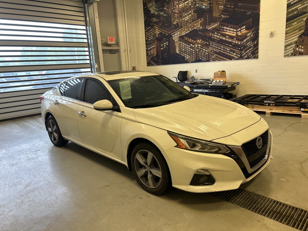 2019 Nissan Altima 2.5 SV - Photo 2