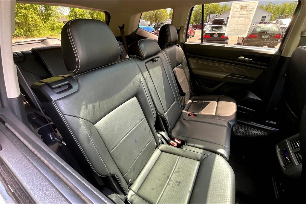 2022 Volkswagen Atlas 3.6L V6 SE w/Technology - Photo 20