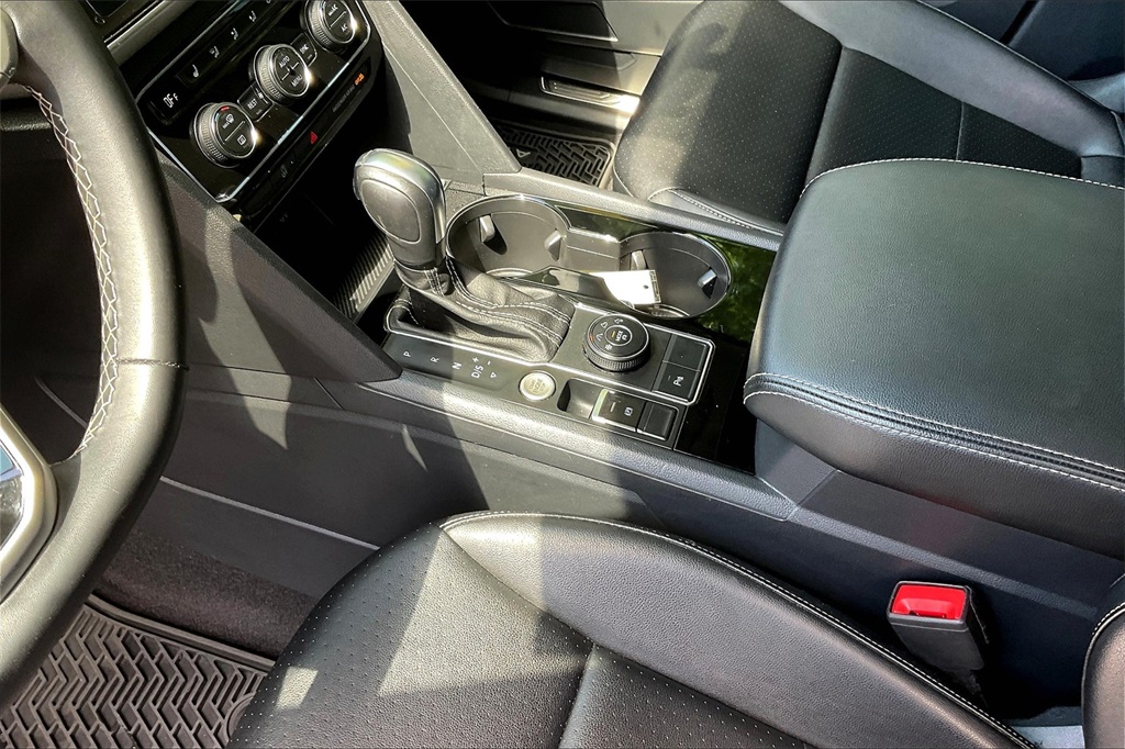 2022 Volkswagen Atlas 3.6L V6 SE w/Technology - Photo 21