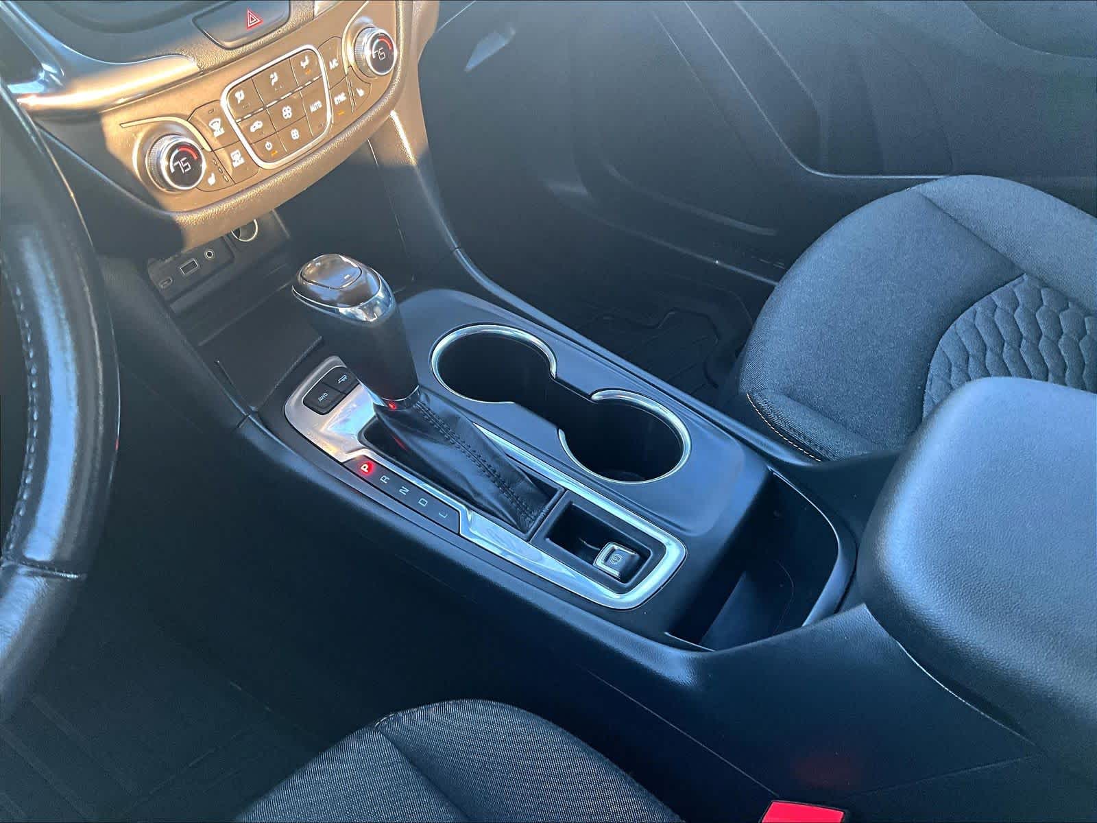 2020 Chevrolet Equinox LT - Photo 19