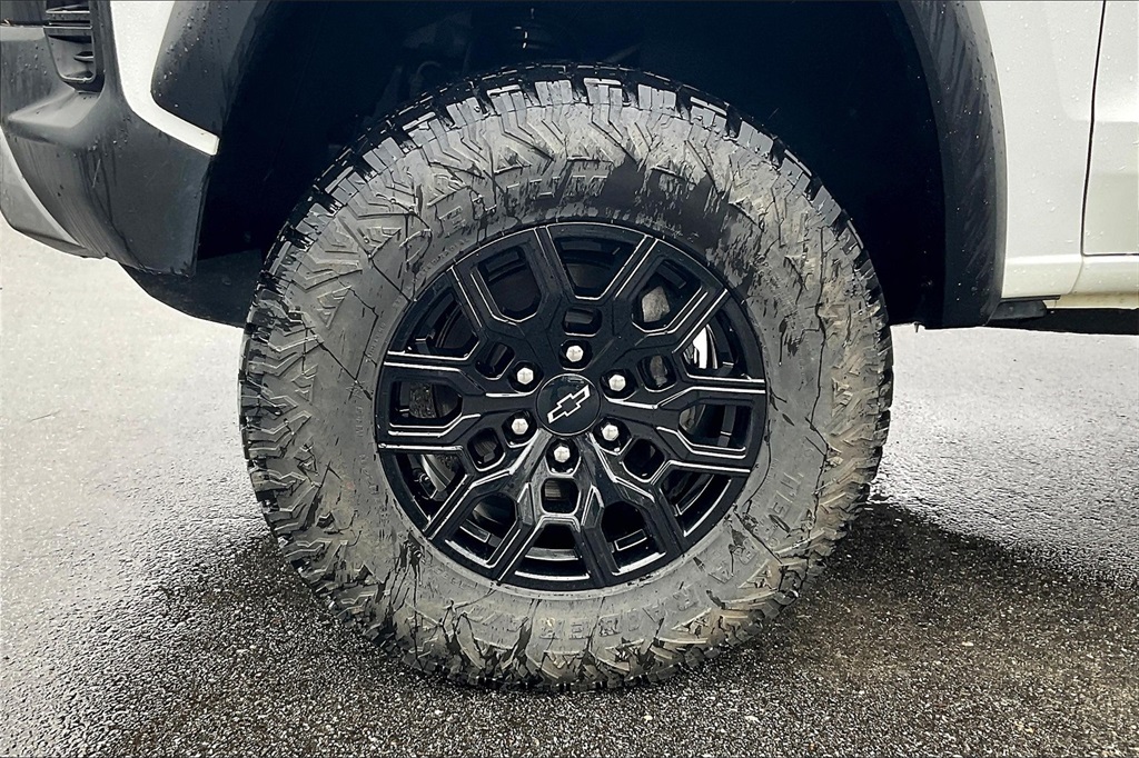2023 Chevrolet Colorado Trail Boss - Photo 7