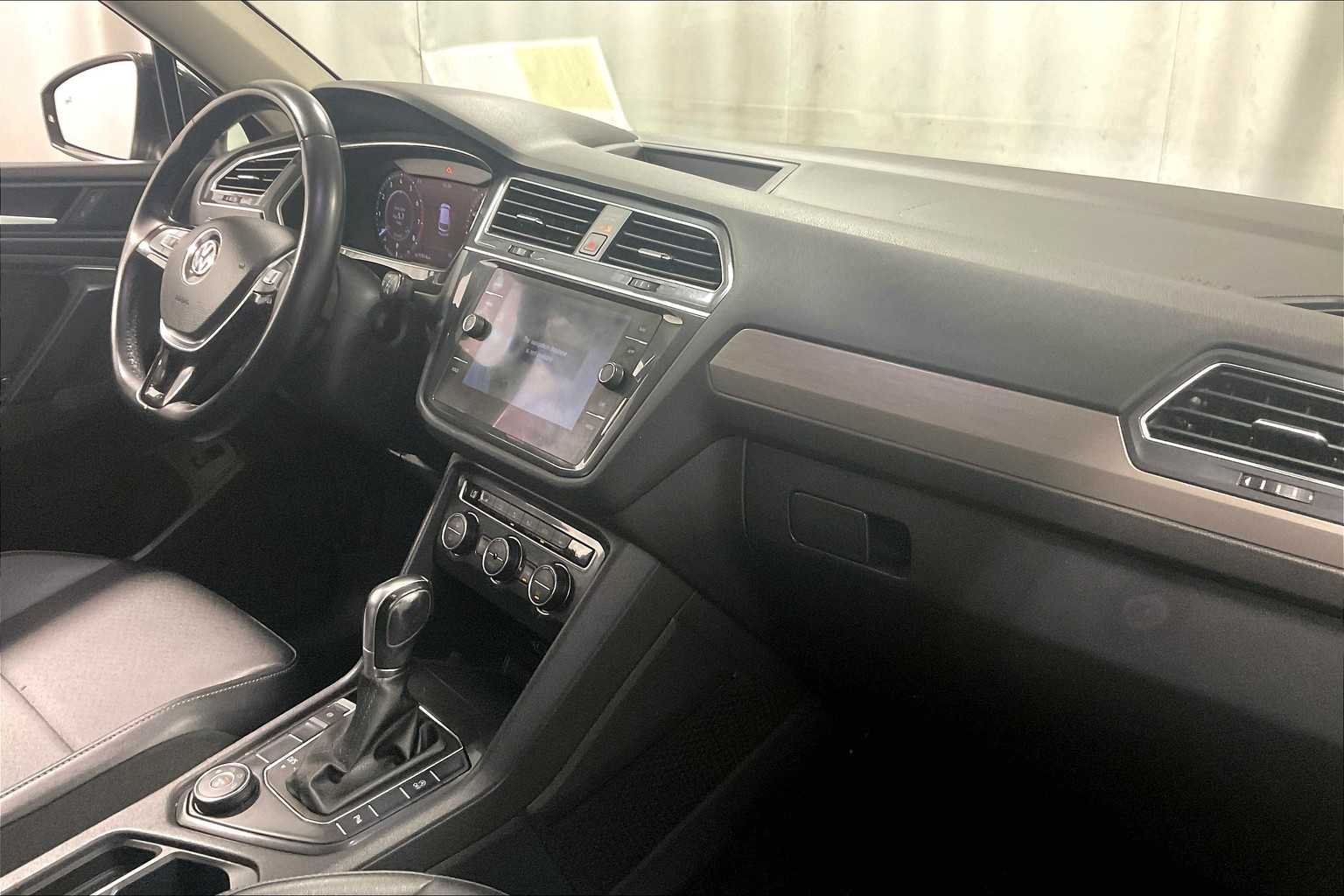 2019 Volkswagen Tiguan SEL - Photo 14