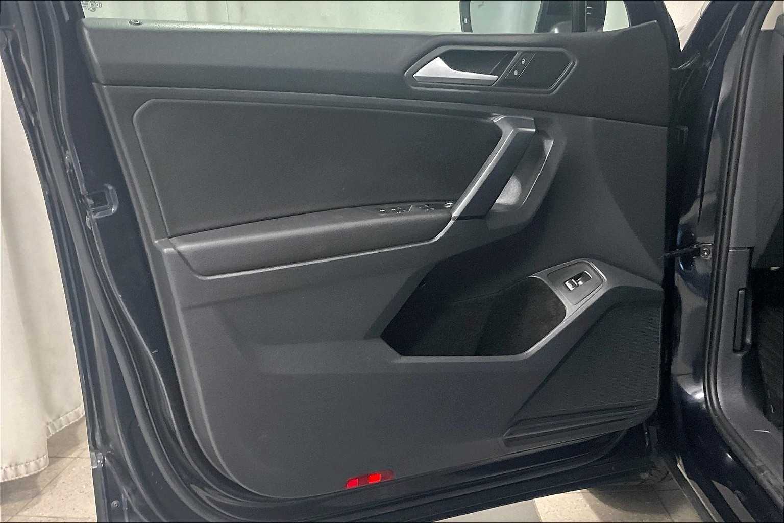 2019 Volkswagen Tiguan SEL - Photo 9