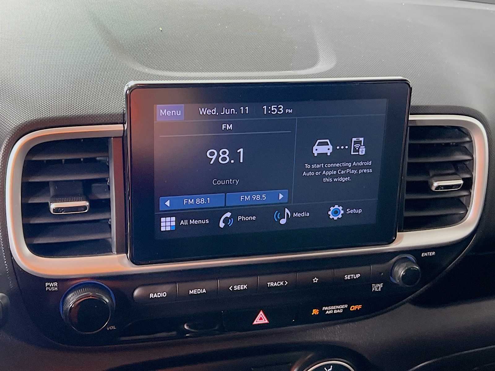 2024 Hyundai Venue SE - Photo 14