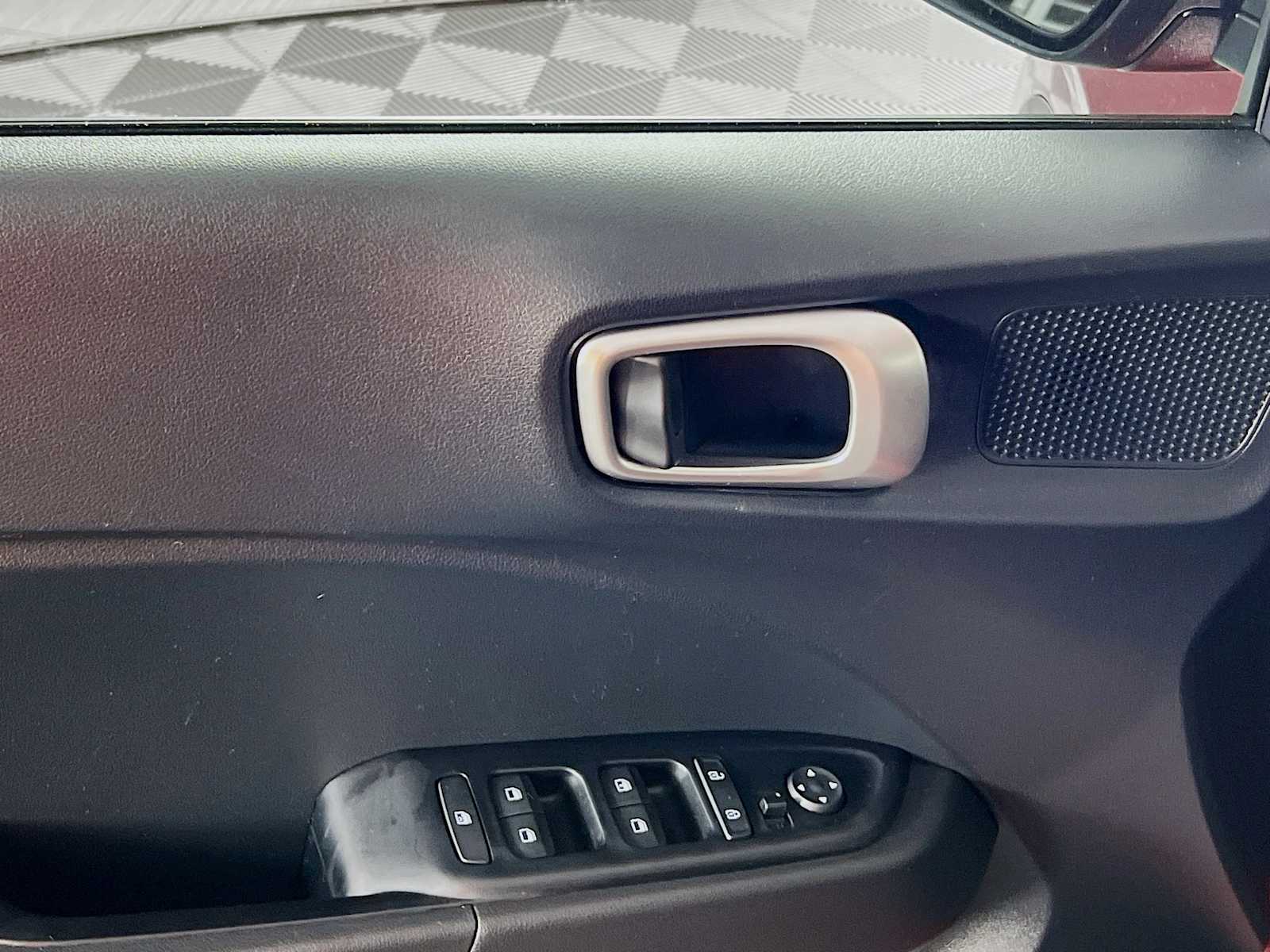 2024 Hyundai Venue SE - Photo 17