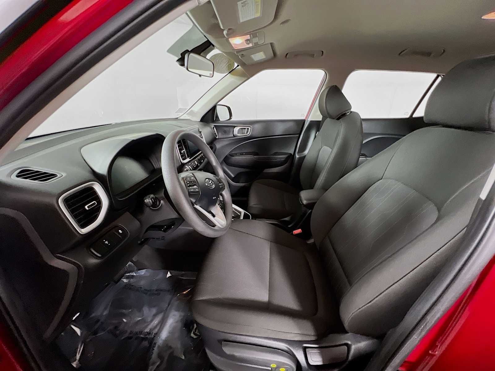 2024 Hyundai Venue SE - Photo 20