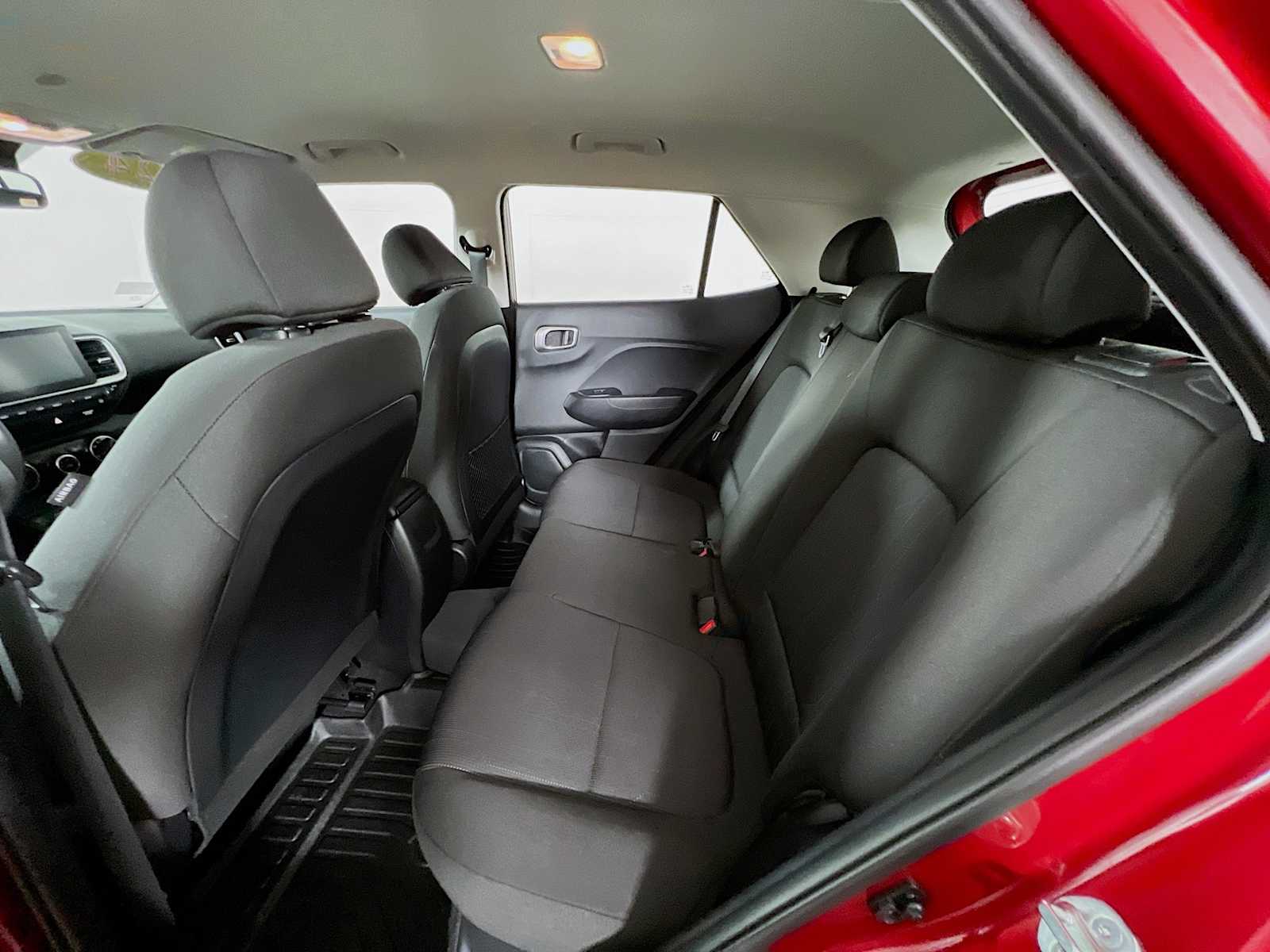 2024 Hyundai Venue SE - Photo 23
