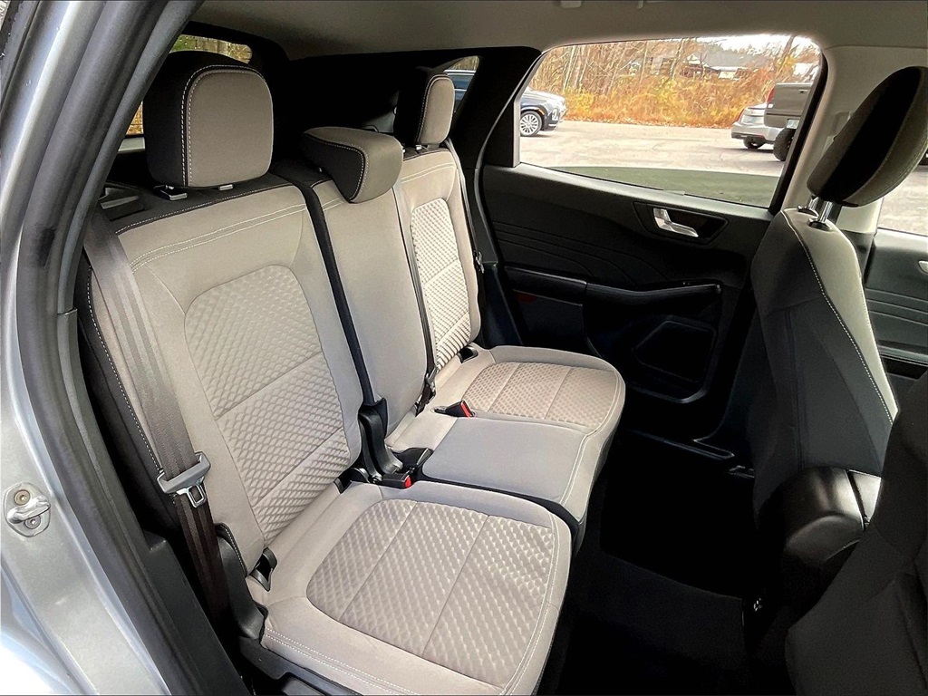 2021 Ford Escape SE - Photo 18