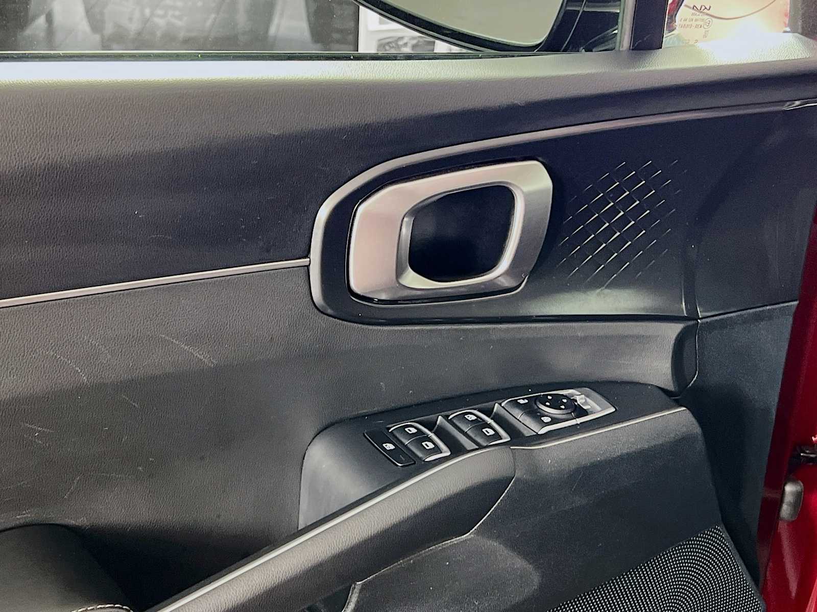 2022 Kia Sorento LX - Photo 17