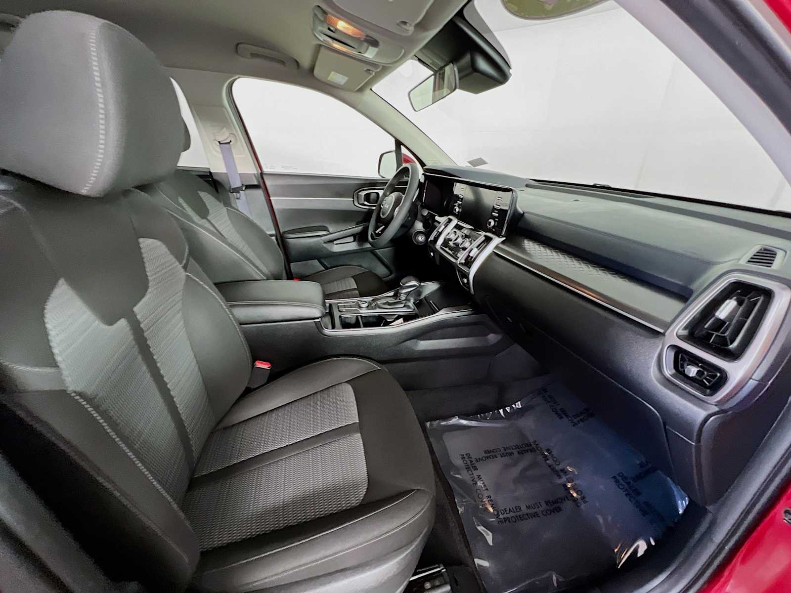 2022 Kia Sorento LX - Photo 26