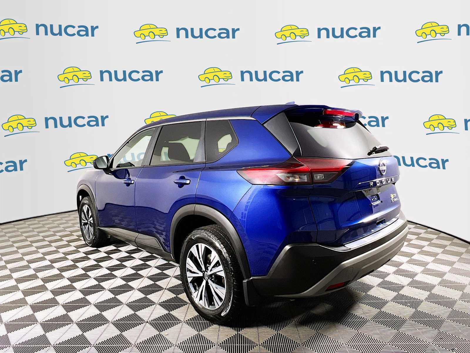 2023 Nissan Rogue SV - Photo 5