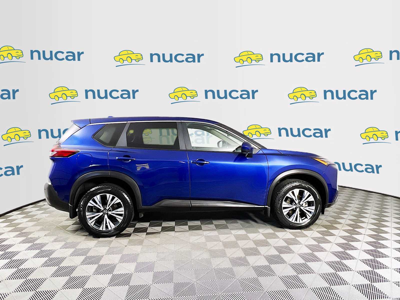 2023 Nissan Rogue SV - Photo 8