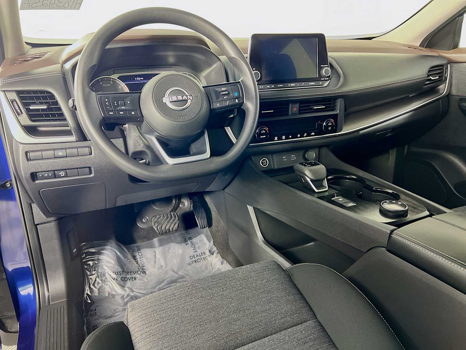 2023 Nissan Rogue SV - Photo 9