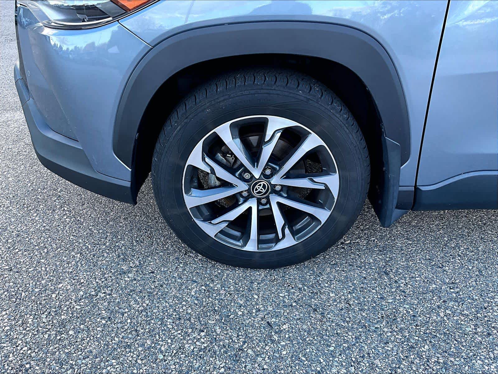 2022 Toyota Corolla Cross XLE - Photo 4