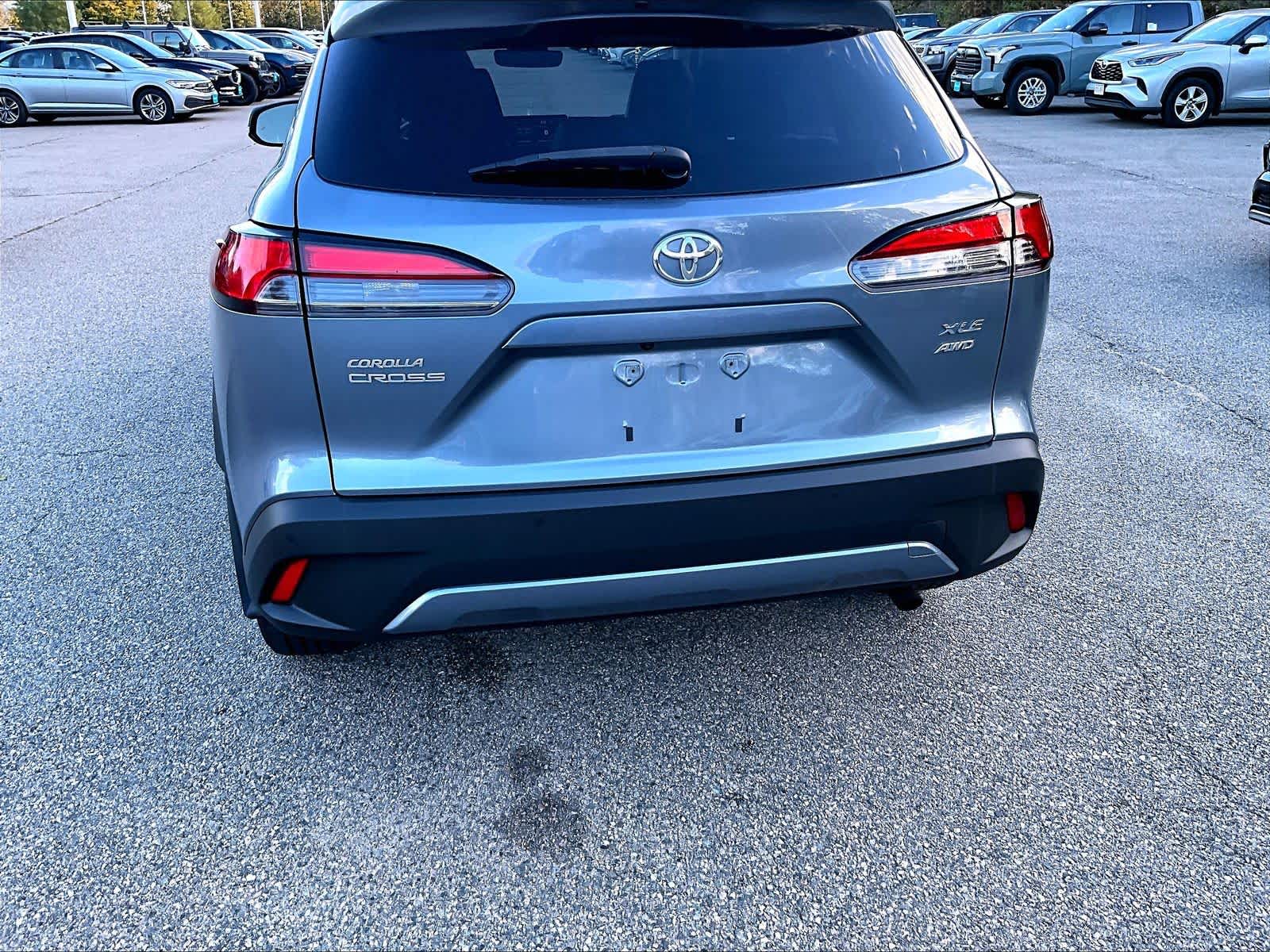2022 Toyota Corolla Cross XLE - Photo 7