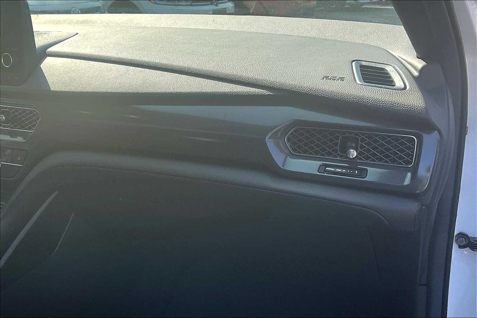 2025 Acura Integra w/A-Spec Package - Photo 13