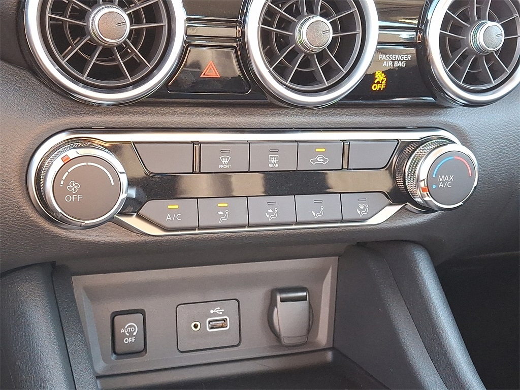 2025 Nissan Sentra S - Photo 11