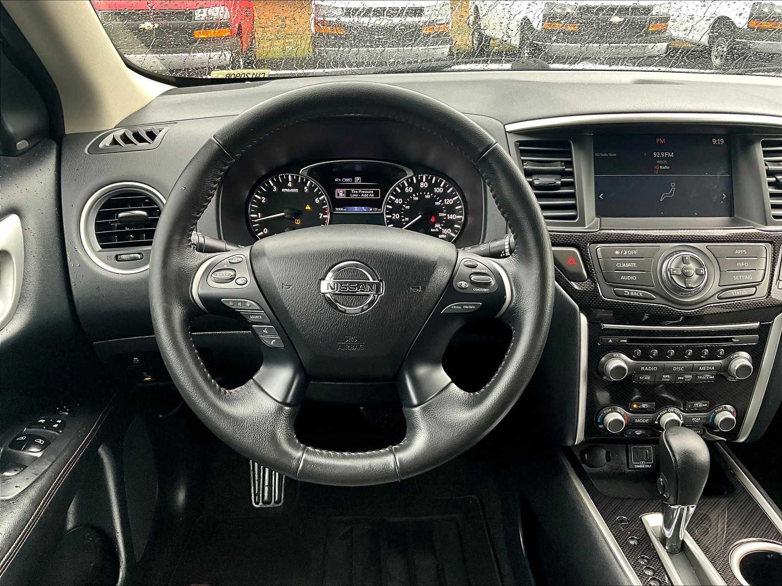 2020 Nissan Pathfinder SV - Photo 17