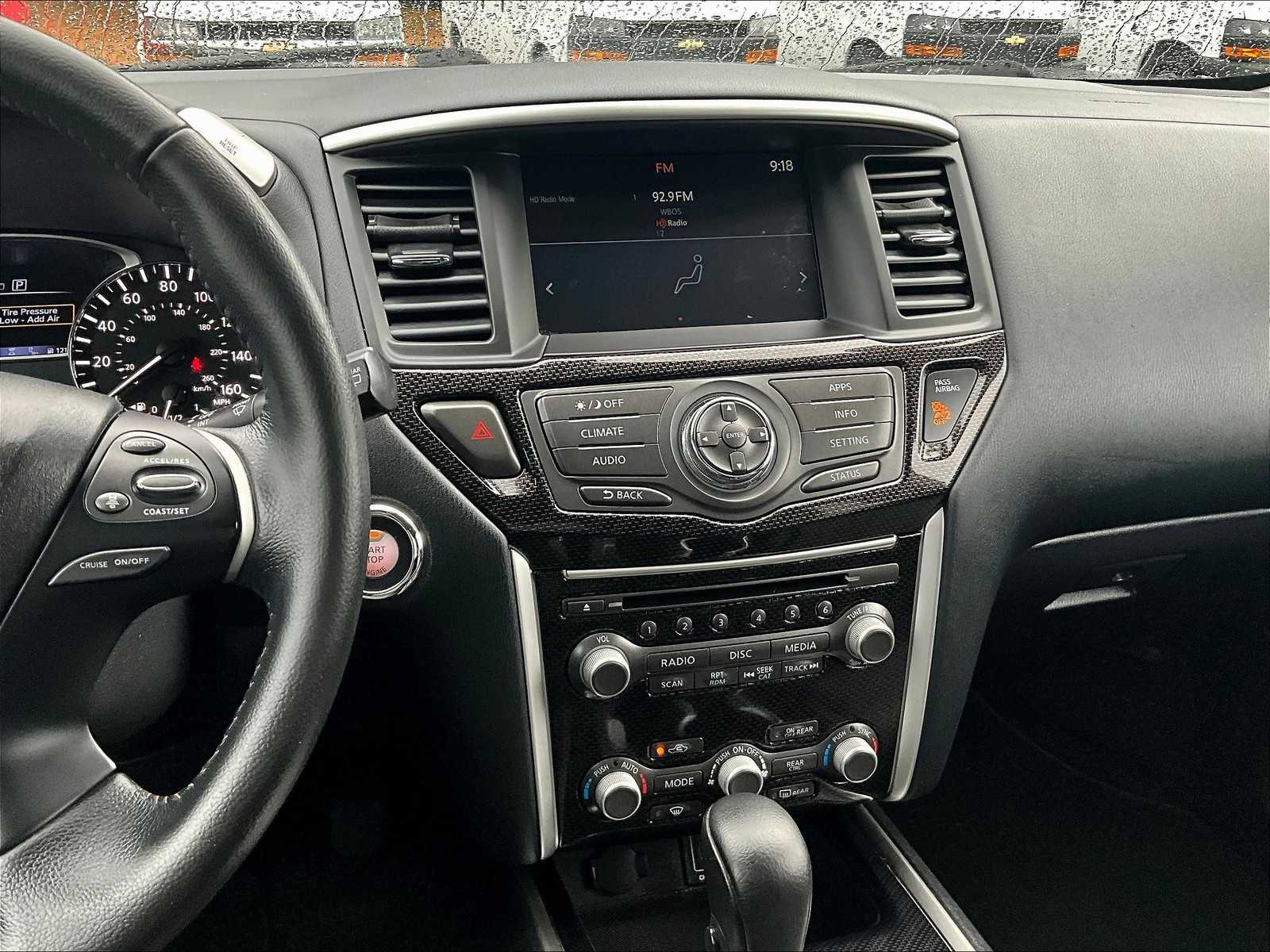 2020 Nissan Pathfinder SV - Photo 18