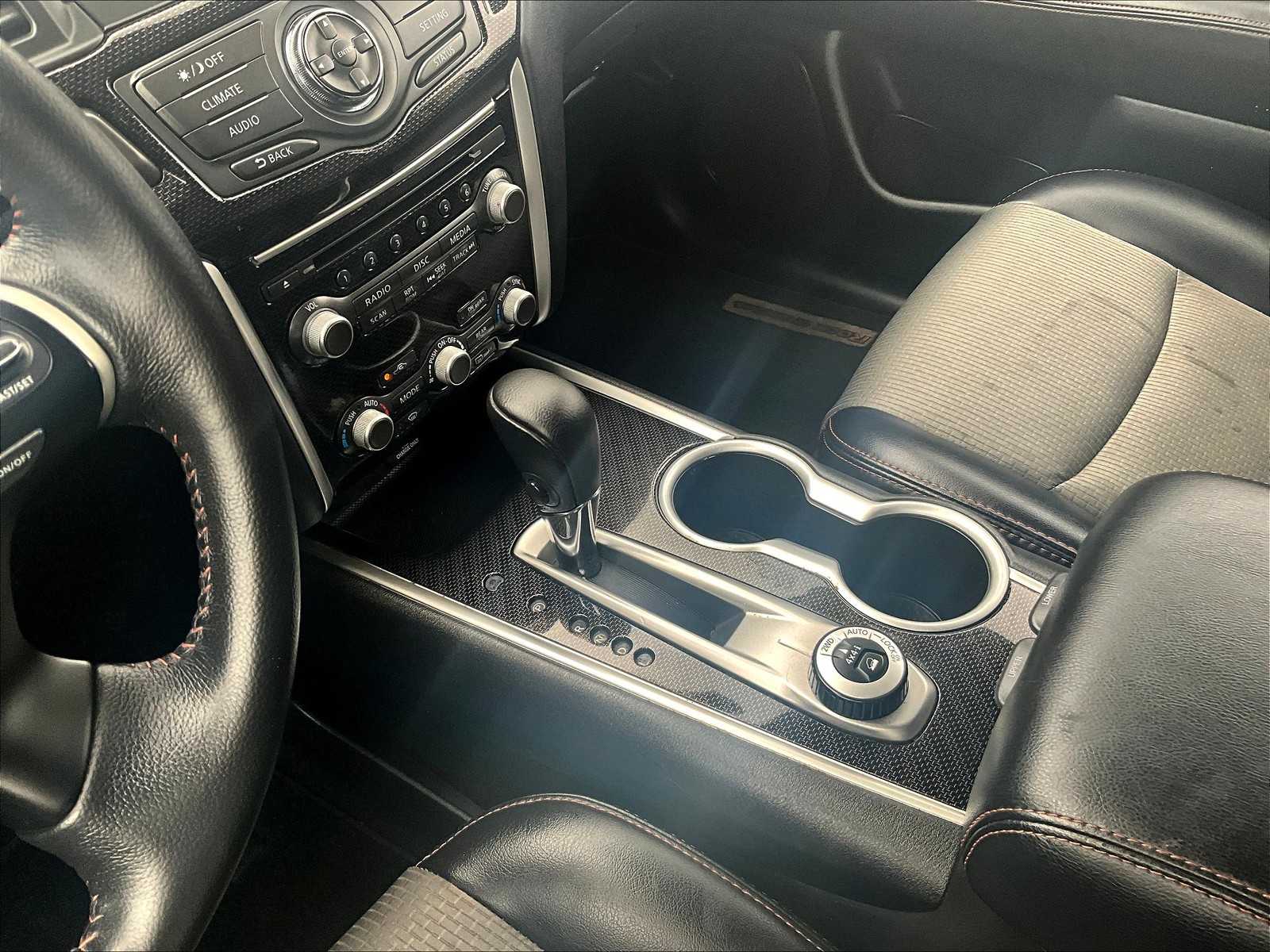 2020 Nissan Pathfinder SV - Photo 20