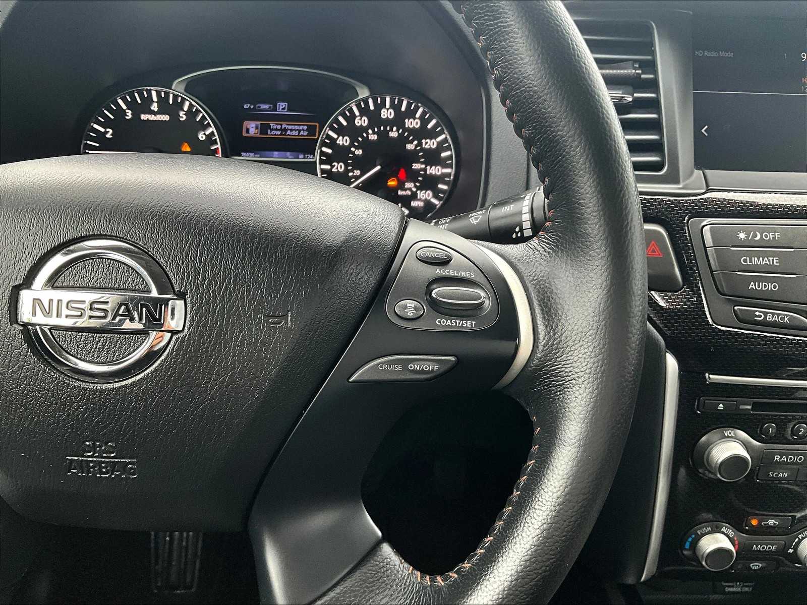 2020 Nissan Pathfinder SV - Photo 25