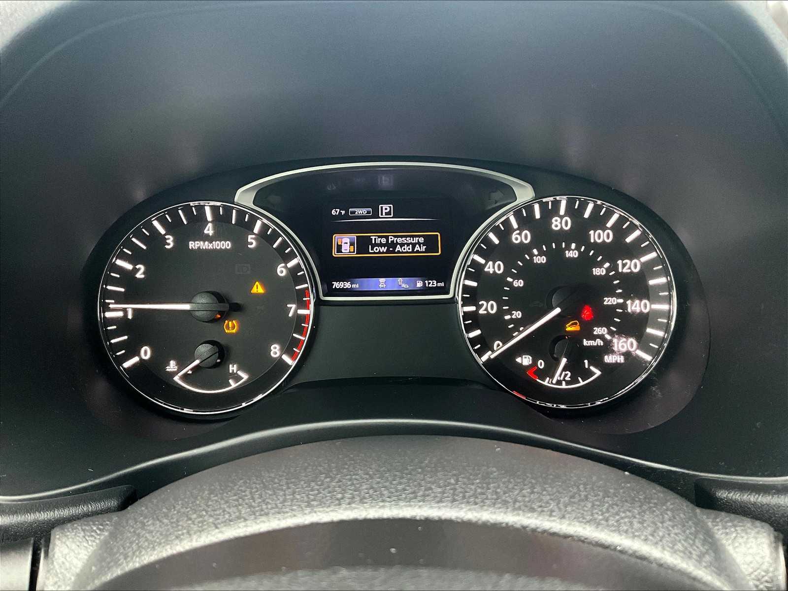 2020 Nissan Pathfinder SV - Photo 26
