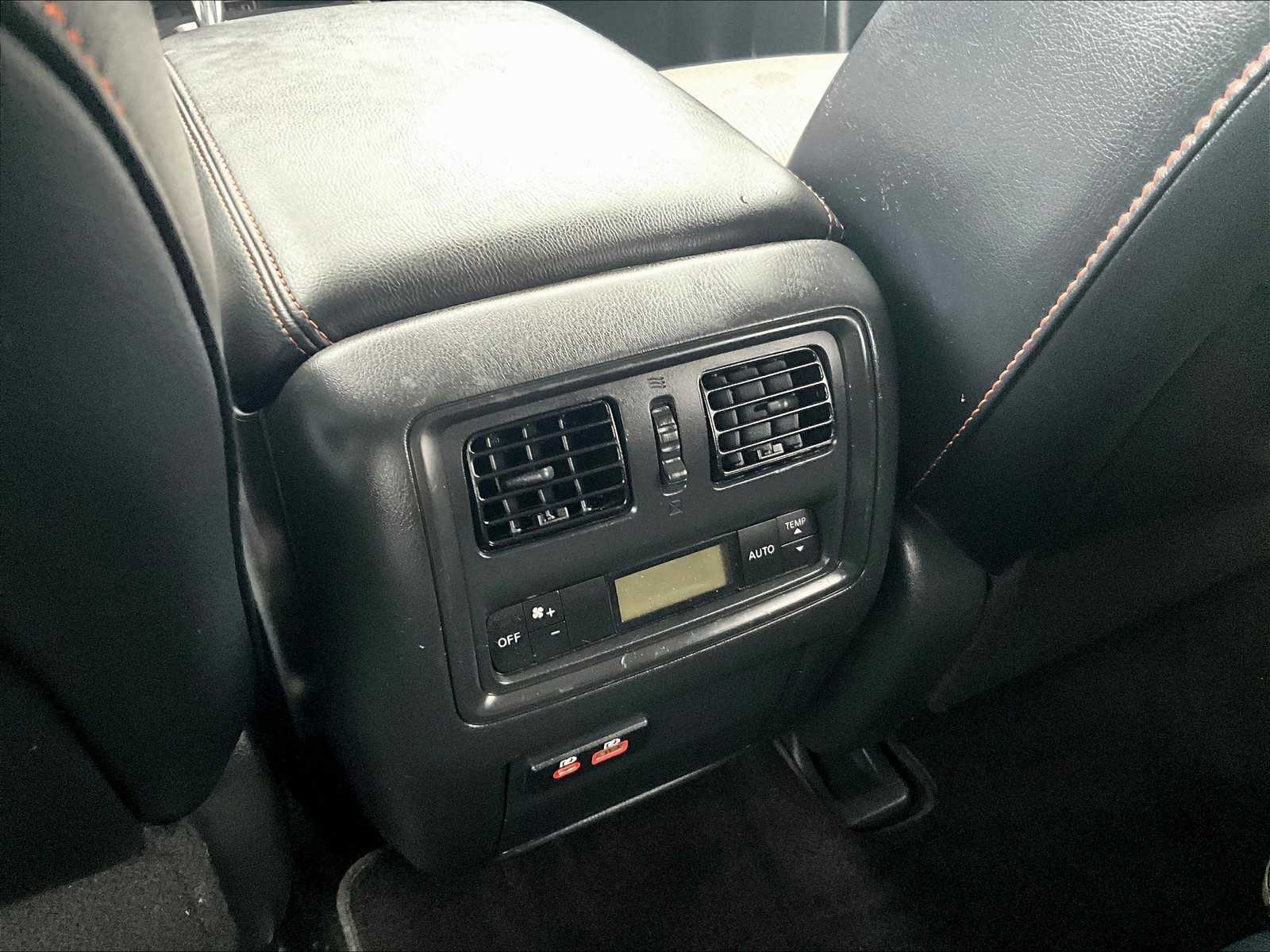 2020 Nissan Pathfinder SV - Photo 29