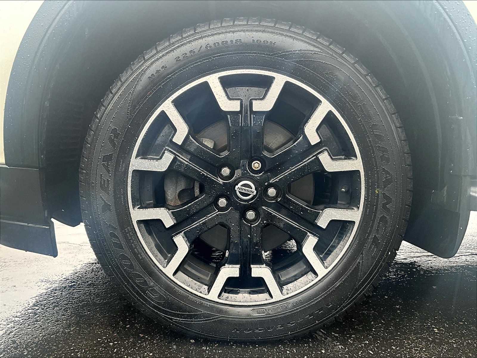 2020 Nissan Pathfinder SV - Photo 7