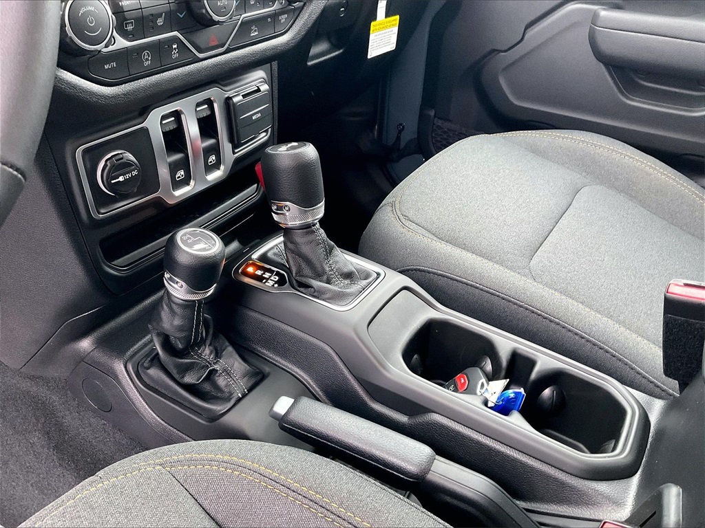 2026 Jeep Wrangler Sport S - Photo 14