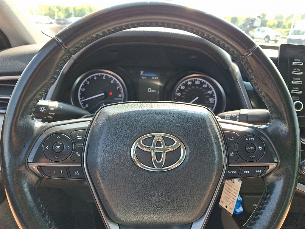 2022 Toyota Camry SE - Photo 19