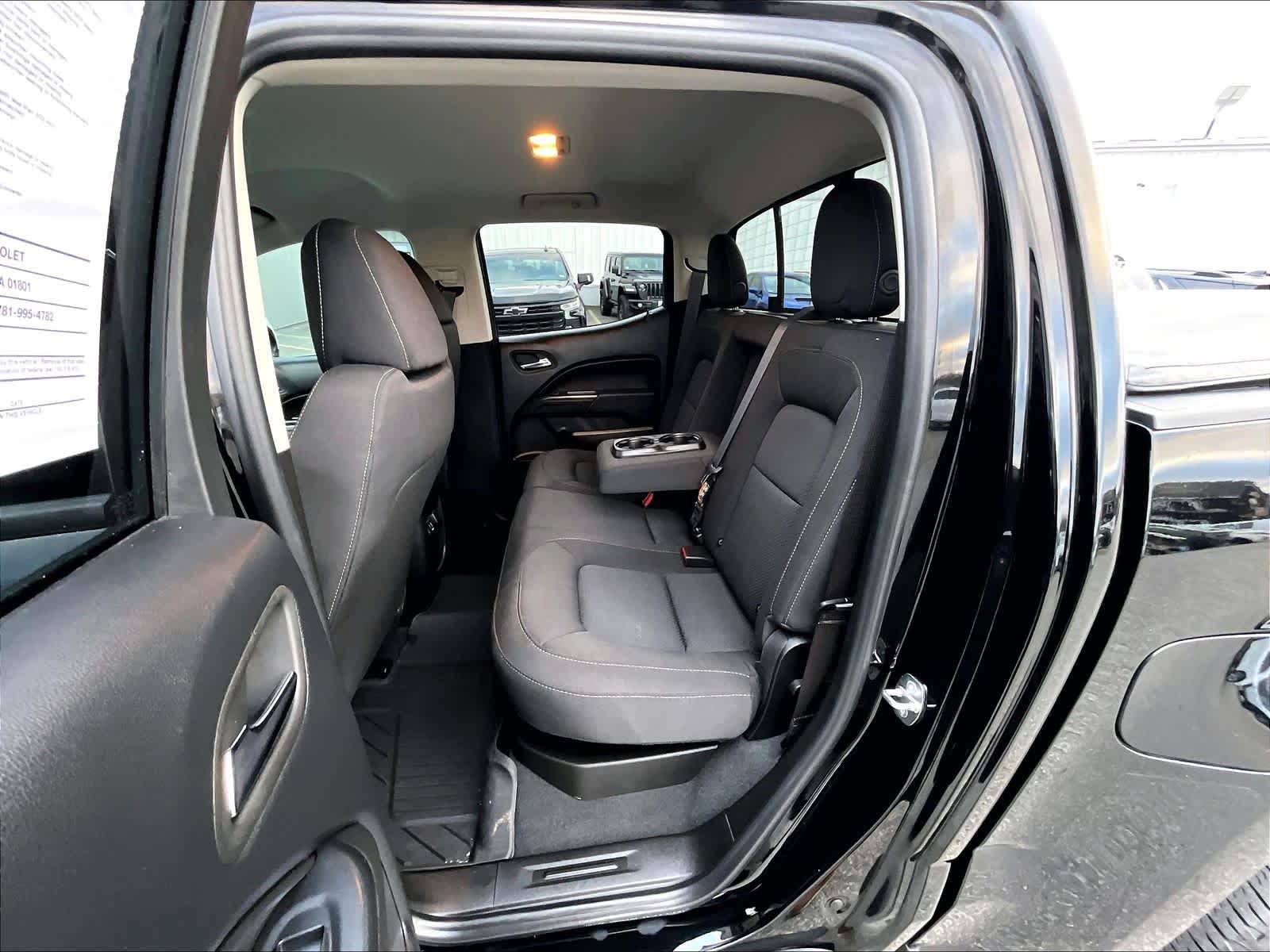 2022 Chevrolet Colorado 4WD LT - Photo 15