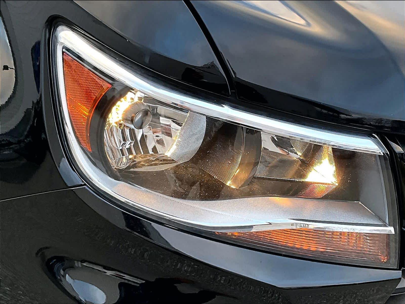 2022 Chevrolet Colorado 4WD LT - Photo 32