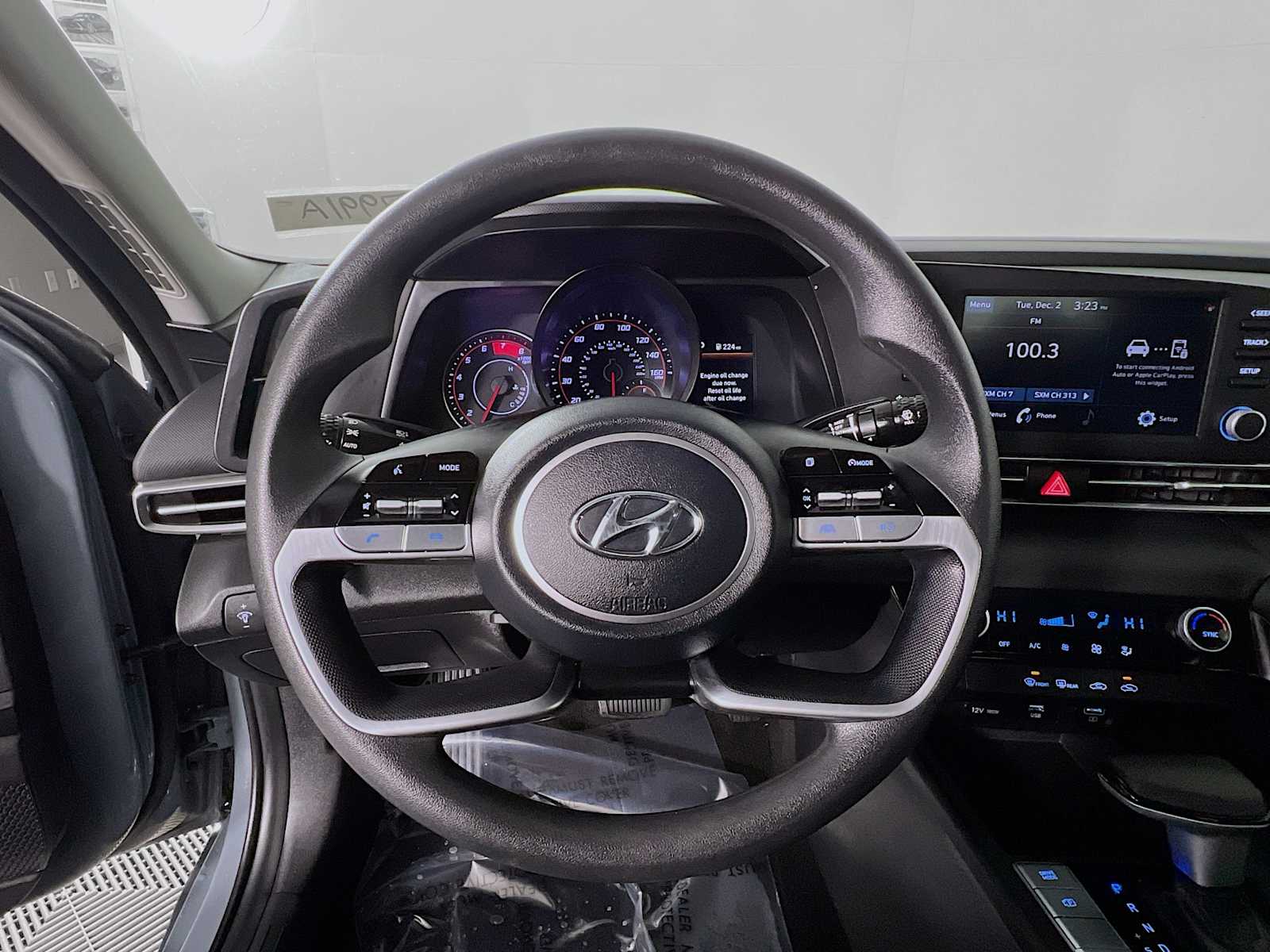 2023 Hyundai Elantra SEL - Photo 11