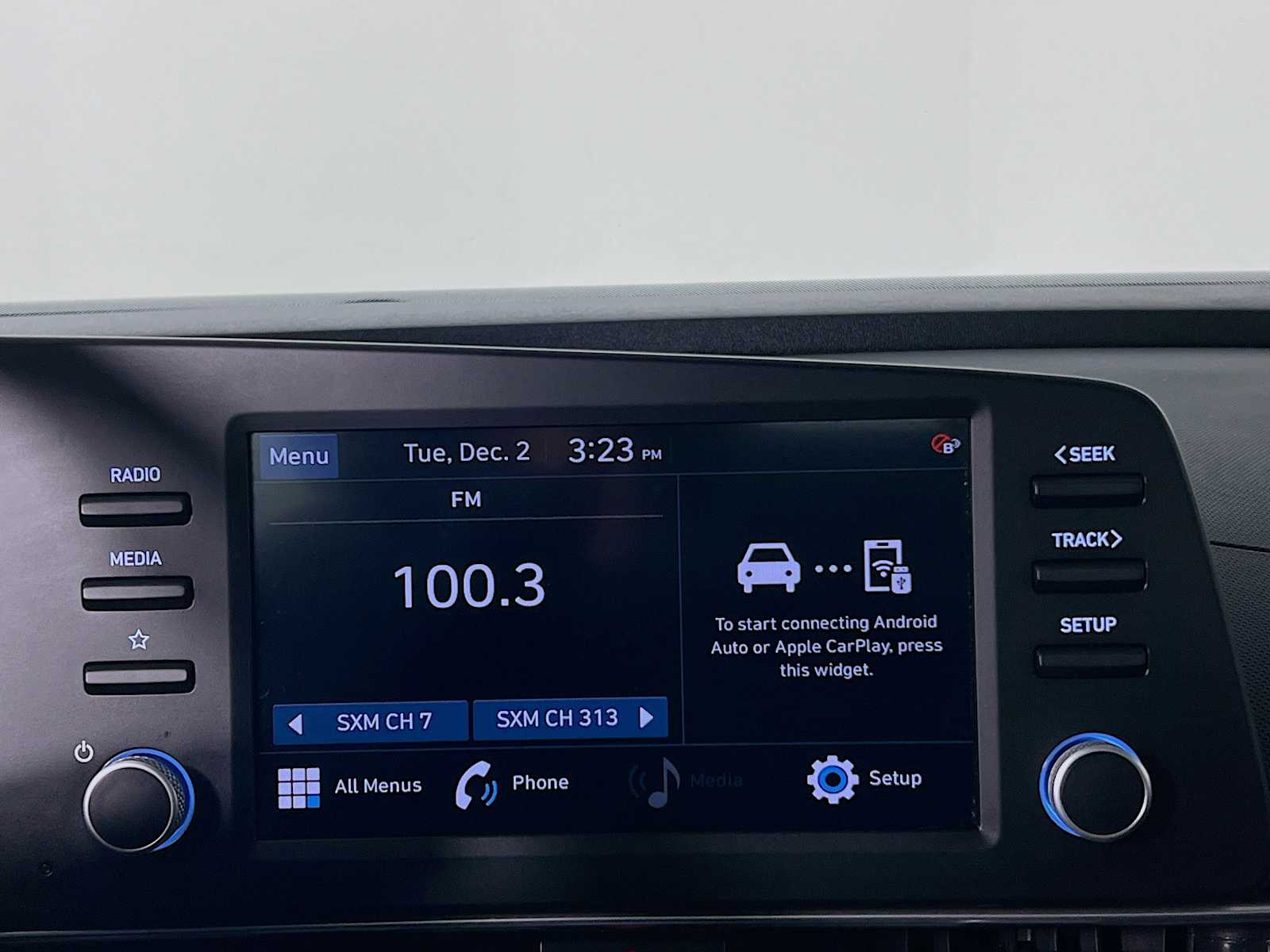 2023 Hyundai Elantra SEL - Photo 14