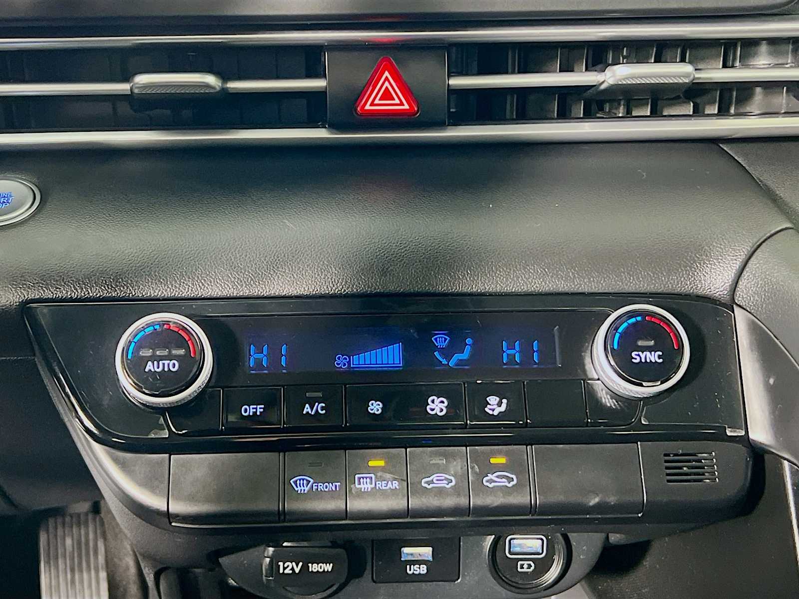 2023 Hyundai Elantra SEL - Photo 15